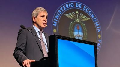 Los mercados advierten que la macro no funciona y Toto Caputo anuncia nuevas medidas
