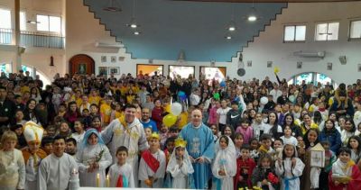 Ober�: unos 450 ni�os y adolescentes renovaron su compromiso con la misi�n