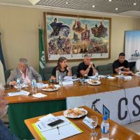 En la previa de lo que ser� la movilizaci�n por el D�a de la Industria, los gremios del sector se re�nen y piden cuidar �a las empresas y sus trabajadores�