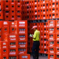 Arca Continental, embotelladora de Coca-Cola, prepara bono de 5,000 MDP en la bolsa mexicana