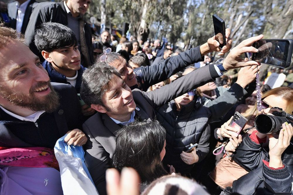 Avanza el armado: Kicillof prepara el primer acto federal del Movimiento Derecho al Futuro