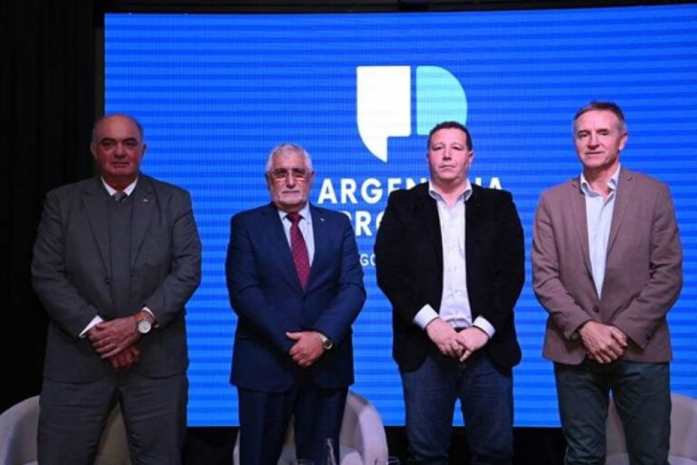Sindicalistas y empresarios pyme convocaron a reconstruir el di�logo por la producci�n y el empleo: �No vemos proyectos para la industria ni el comercio�