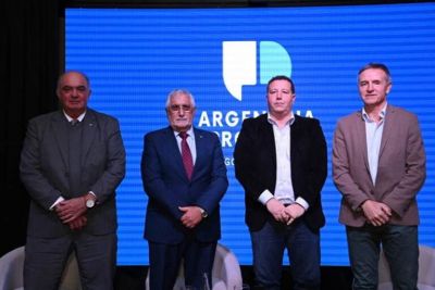 Sindicalistas y empresarios pyme convocaron a reconstruir el di�logo por la producci�n y el empleo: �No vemos proyectos para la industria ni el comercio�