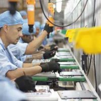 La UBA registr� que se perdieron 241.000 empleos formales privados y que el salario m�nimo cay� 40,5% en la Era Milei