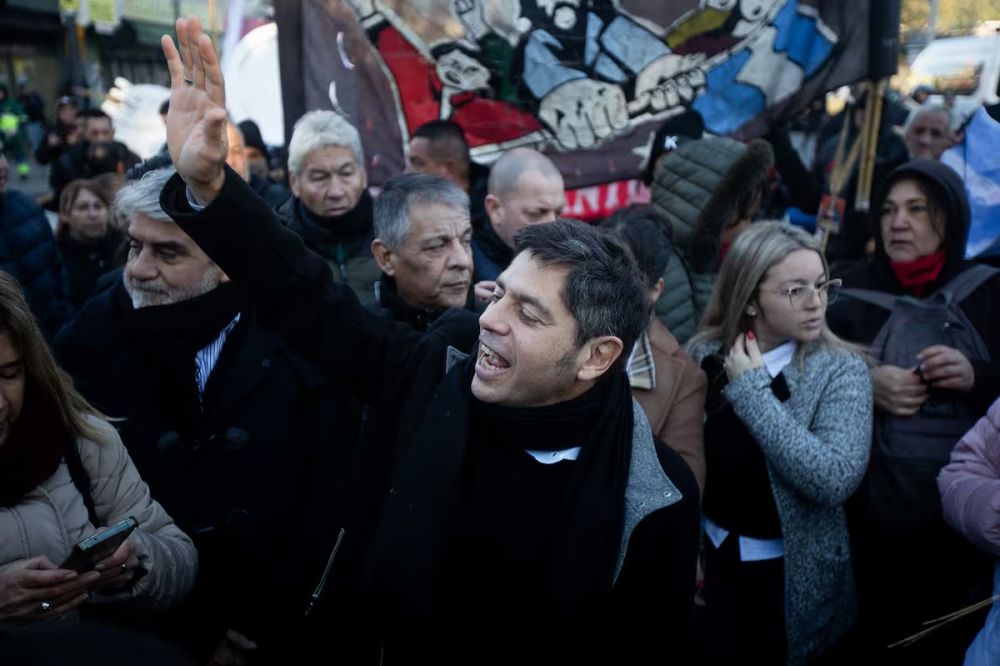Kicillof critic� a Milei por la crisis en la industria y desde el sector le reclamaron una baja de ingresos brutos