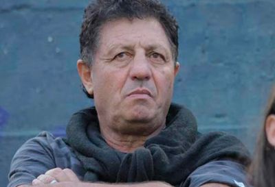 Por una presunta estafa por m�s de $100 millones, denuncian penalmente al l�der del gremio de los t�cnicos de f�tbol