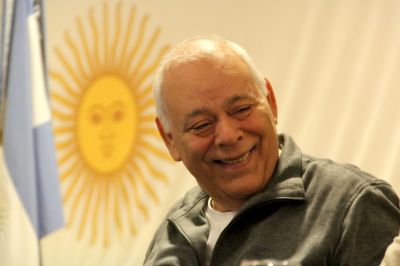 Horacio Valdez fue reelecto en el SOIVA y seguir� al frente del Vidrio hasta 2031