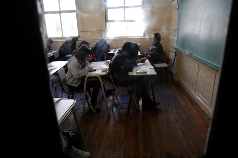 Pruebas PISA 2025: la Argentina vuelve a caer en todas las materias y es el peor dato desde 2006