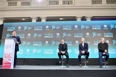 Kicillof: �El Gobierno nacional quiere un pa�s dependiente, primarizado en lo productivo y precarizado en lo laboral�