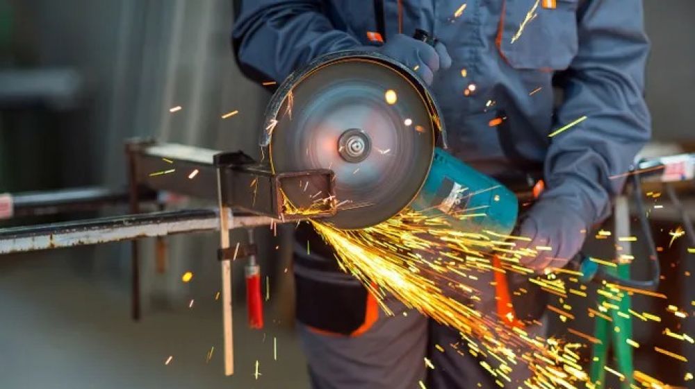 La industria sufri� en julio su mayor derrumbe en 16 meses y se acerc� a m�nimos de la era de Javier Milei