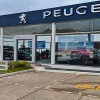 Crisis en una concesionaria Peugeot de Concordia: trabajadores comenzaron a recibir telegramas de despido