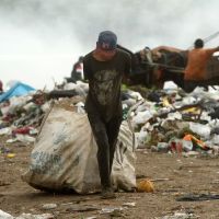 La pobreza habr�a vuelto a subir y calculan que sum� este a�o 1,7 millones de pobres en el pa�s
