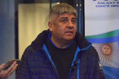 Pablo Moyano ratifico el compromiso de seguir manteniendo el salario y las fuentes de trabajo frente al avance de las nuevas tecnolog�as ante m�s de 1.500 Rama Log�stica