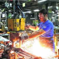 Las pymes perdieron 15.200 empleos en un a�o y cerraron casi 1.000 empresas desde 2023
