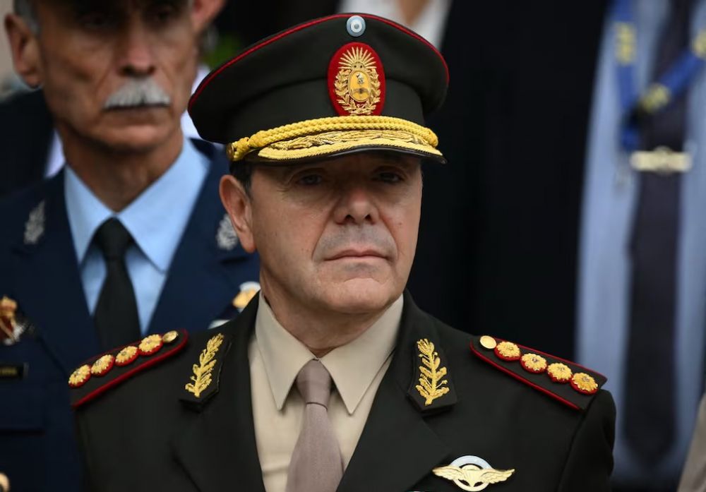 A Presti se le escap� una flotilla de ladrones