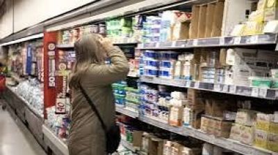 La econom�a cay� 0,6% por el retroceso del consumo y la inversi�n