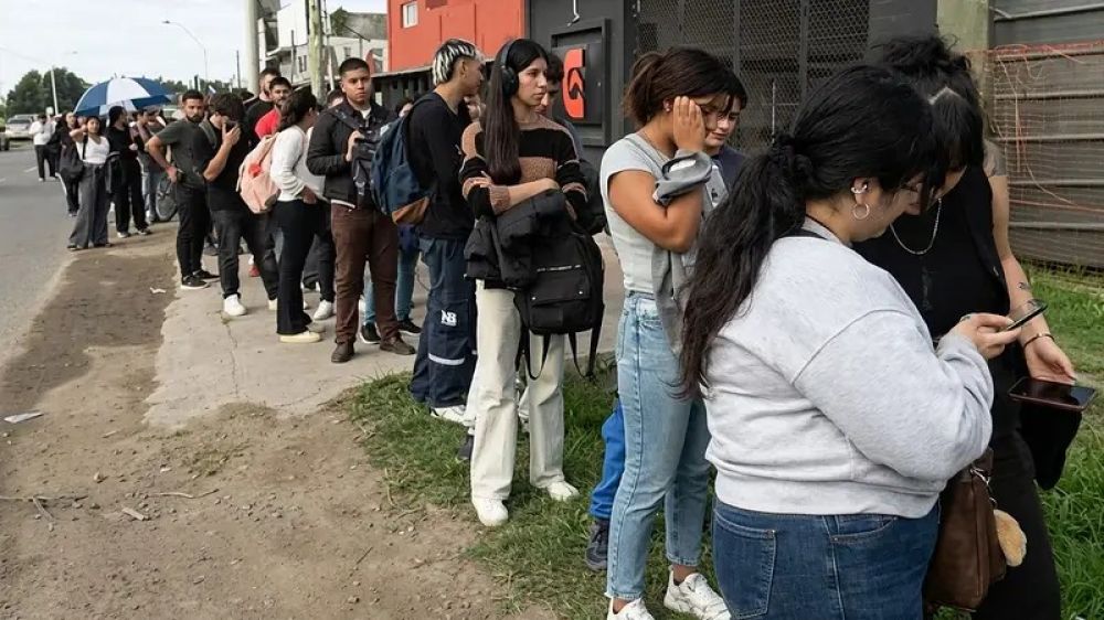 M�s desempleo, m�s empleo informal y m�s necesidad de trabajo