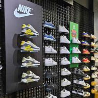 En medio del desplome del consumo, Mega Sports despidi� a 90 empleados y entr� en concurso preventivo