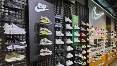 En medio del desplome del consumo, Mega Sports despidi� a 90 empleados y entr� en concurso preventivo