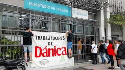 D�nica vuelve a anunciar el cierre de su planta de Llavallol y Aceiteros busca preservar los puestos de trabajo