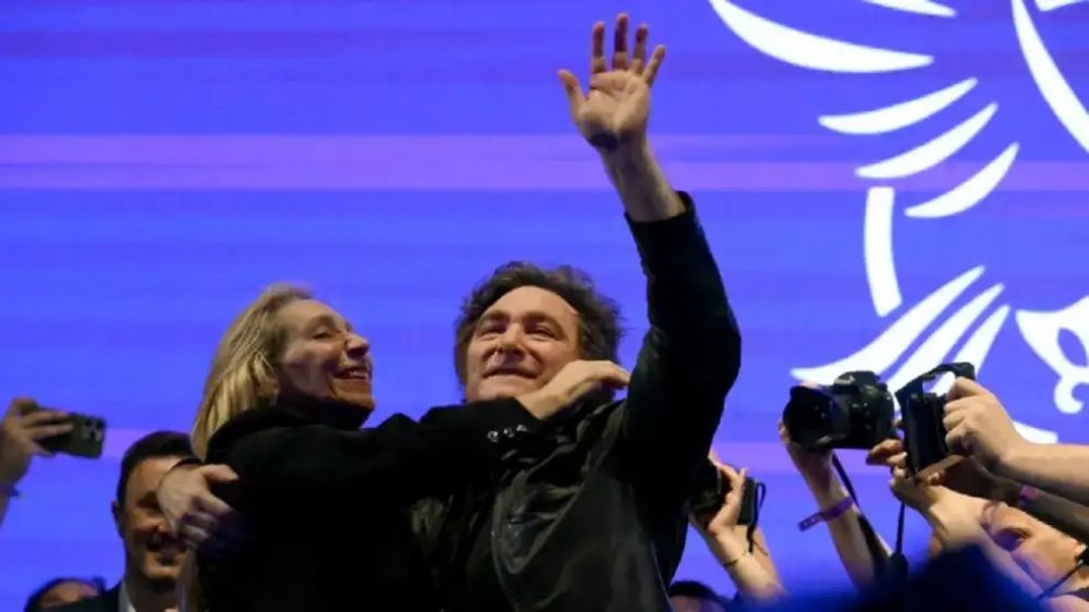 La primera grieta entre los Milei