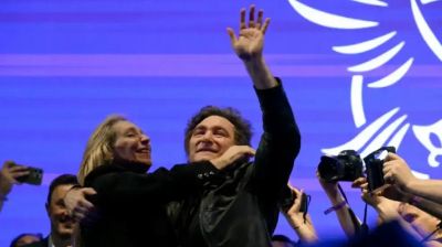 La primera grieta entre los Milei