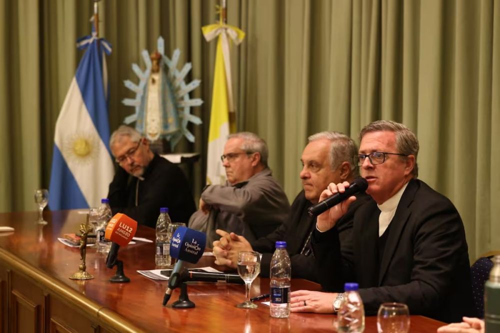 La Iglesia pidi� no poner al Papa en �la grieta� y advirti� que persisten diferencias con el Gobierno