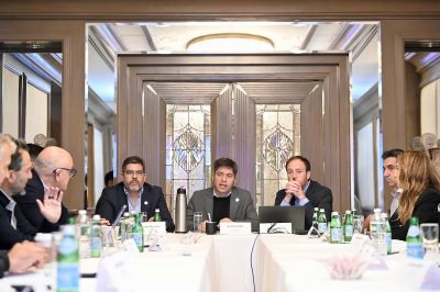 En Nueva York, Kicillof afronta un test clave con fondos de inversi�n y asiste a un foro progresista con Mamdani