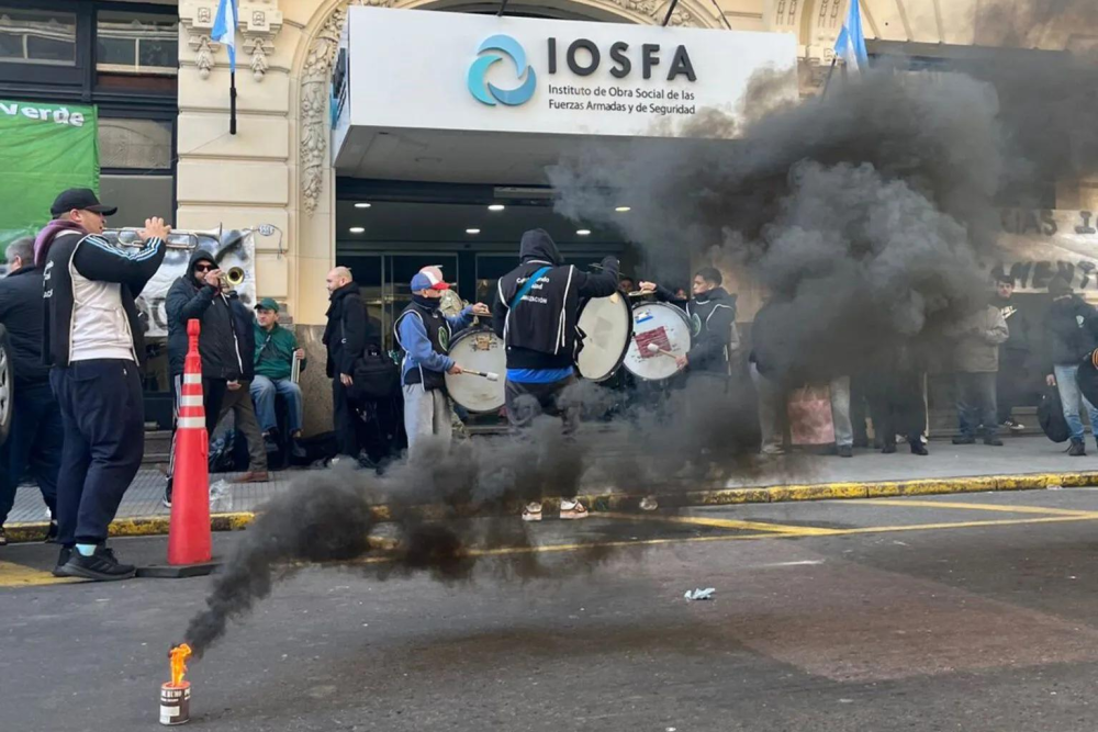 OSFA en ca�da libre: despidos, prestaciones cortadas y trabajadores que siguen pagando por una obra social que no funciona