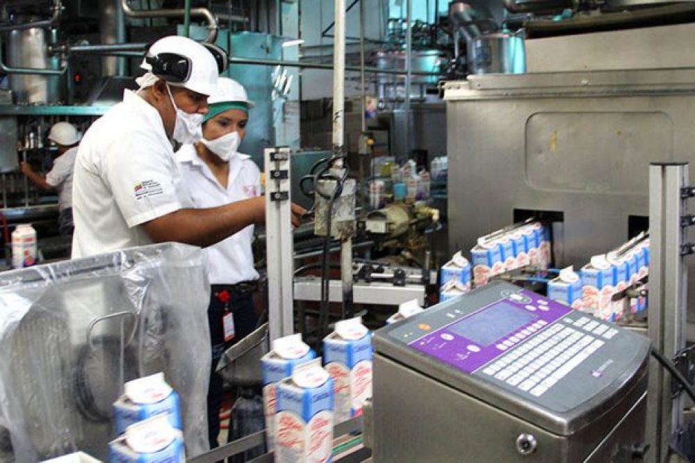 La demanda sigue siendo el principal freno para la industria y el comercio