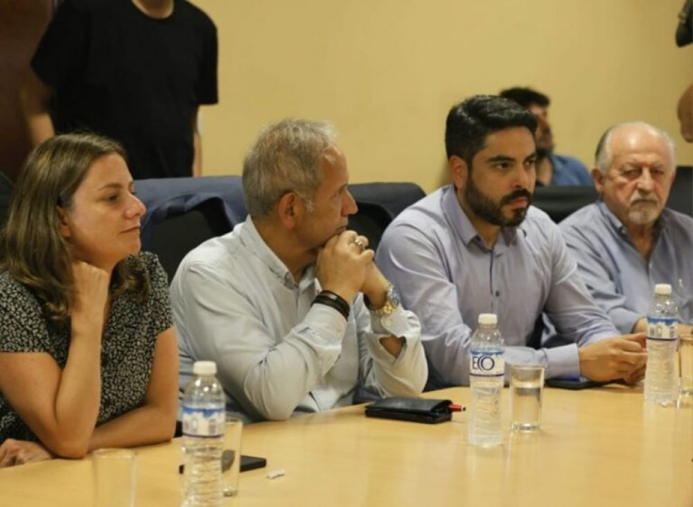 Los diputados de extracci�n sindical presentaron un proyecto para derogar el FAL, el fondo que cre� el Gobierno para financiar despidos: �Son las nuevas AFJP�