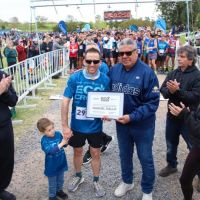 Claudio Tapia encabez� un acto del CEAMSE y distingui� al gendarme Nahuel Gallo
