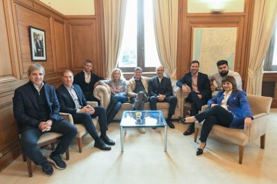 La mesa pol�tica busca dejar atr�s la interna y enfocarse en las reformas que pujan por luz verde en el Congreso