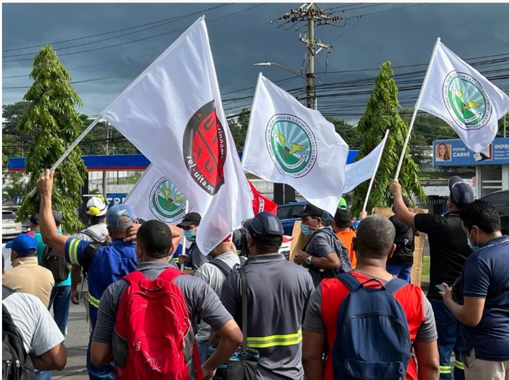 Panam�: Llamado a todos los trabajadores de Cervecer�a Nacional