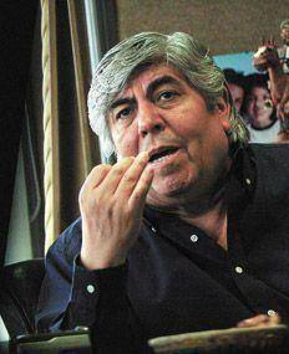 "El acto era para defender la democracia, no modelos gremiales"
