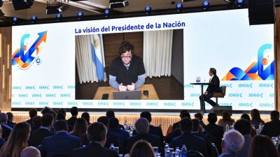 En IDEA, el C�rculo Rojo aplaudi� a Javier Milei, pero supedit� inversiones a la continuidad del modelo