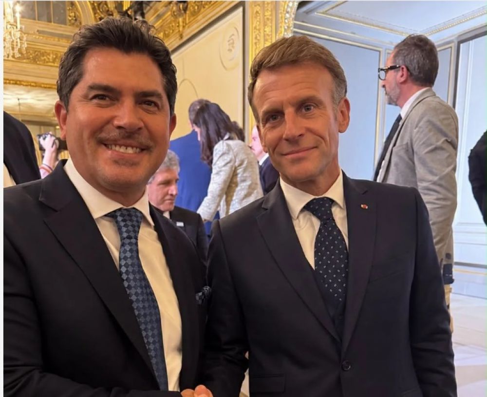 Orrego con Macron: 