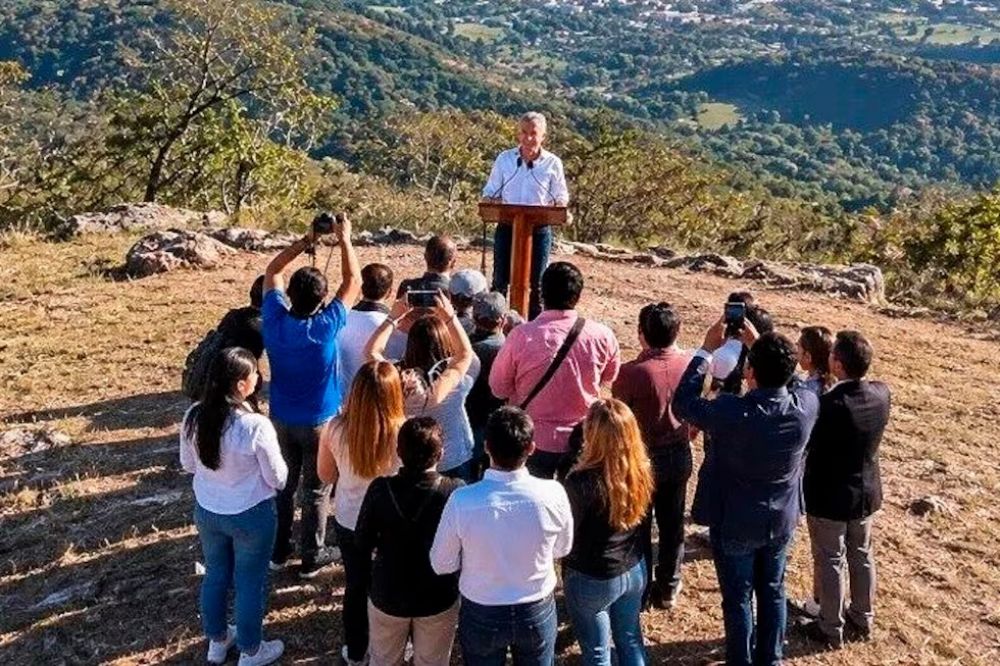 El papel�n de Macri y De Andreis en Jujuy extrem� la puja interna entre las facciones del PRO