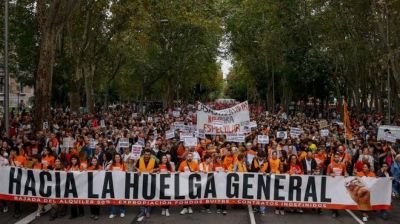 Espa�a: UGT y CCOO acordaron convocar una huelga general de 24 horas por salarios y acceso a la vivienda