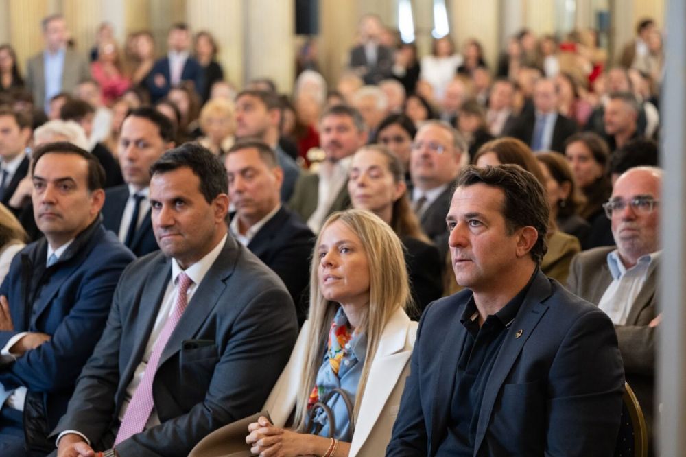 En silencio y con un sorpresivo aval del peronismo, Jorge Macri avanza en el armado de su justicia laboral porte�a