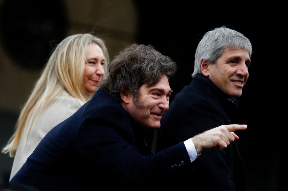 Luis Caputo pide acelerar los acuerdos con gobernadores, pero el ala pol�tica tiene otro timing