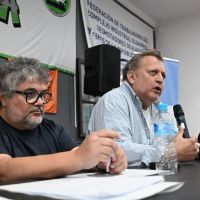 Pilotos cerraron una paritaria trimestral de 16 puntos y detonaron el cepo salarial del Gobierno