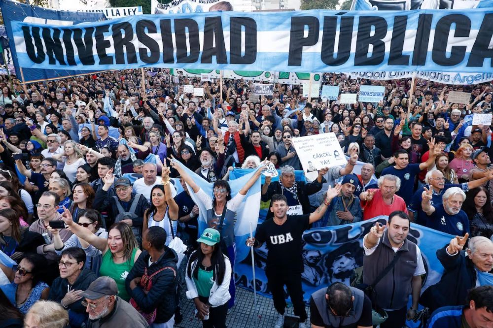 La oposici�n impulsa la convocatoria a la marcha del jueves por el financiamiento universitario y la ley de tierras