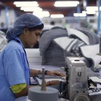 Seg�n consultoras, el PBI rebot� en agosto pero no compensa el desplome previo