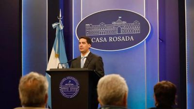 El Gobierno admite una ca�da de la actividad por culpa del �shock externo� y apuesta a una recuperaci�n en 2027