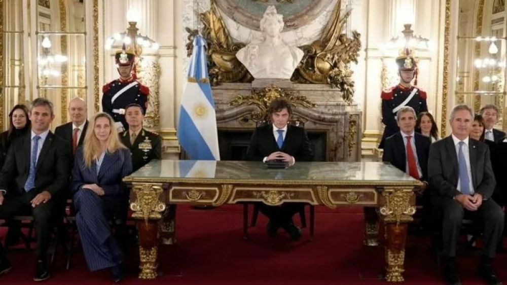 Inyectan m�s de 2500 millones de d�lares en un nuevo proyecto brit�nico para llevarse el petr�leo de Malvinas