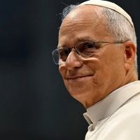 El parte m�dico del papa Le�n XIV tras la operaci�n: �Pas� una noche tranquila�