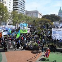 Sin margen de acci�n, el Gobierno analiza modificar el Presupuesto para cumplir con el Financiamiento Universitario