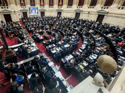 La maniobra desesperada del Gobierno para salvar el megaDNU