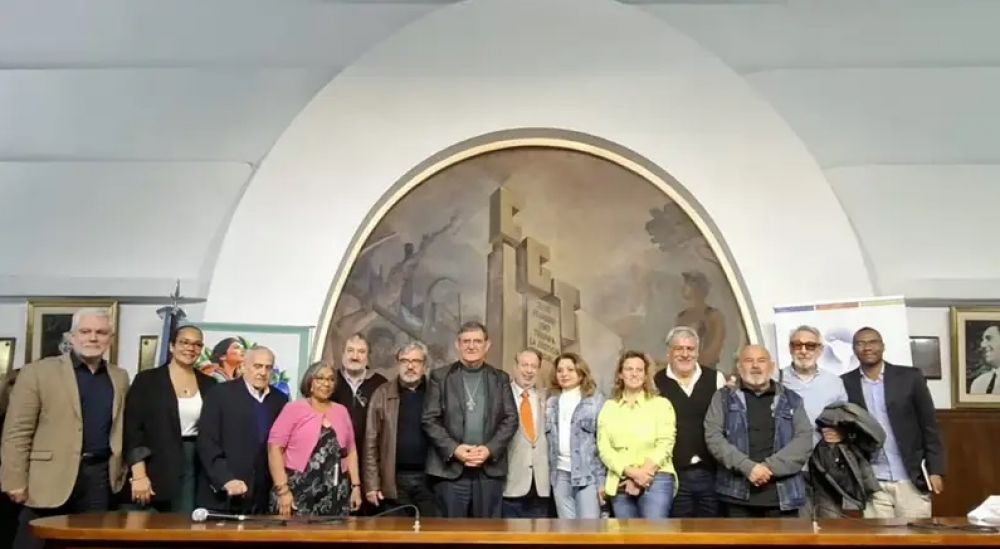 En la sede de la CGT, CLATE, la Iglesia y la OIT presentaron el programa de formaci�n �Trabajo, dignidad y justicia social�